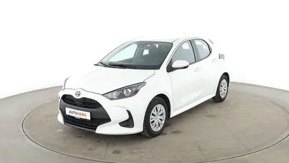 Gebraucht Toyota Yaris Hybrid Business Edition 2022 Weiß Kleinwagen