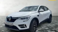 Weiß Gebraucht 2023 Renault Arkana Equilibre SUV | 22.499 € (Fairer Preis)