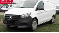 Weiß Gebraucht 2024 Mercedes Vito Van / Kleinbus | 36.236 € (Fairer Preis)