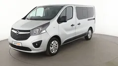 Grau Gebraucht 2018 Opel Vivaro Van | 23.740 € (Teuer)