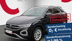 Deep black perleffekt Gebraucht 2024 VW T-Roc Style SUV | 27.220 € (Guter Preis)