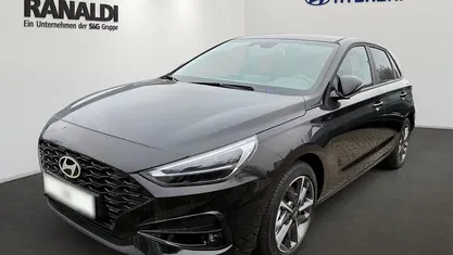 Schwarz Gebraucht 2025 Hyundai i30 Advantage Limousine | 23.990 € (Fairer Preis)