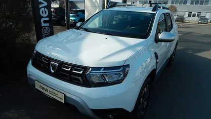 Gebraucht Dacia Duster Prestige 101 PS (74 kW) 2022 Weiß SUV