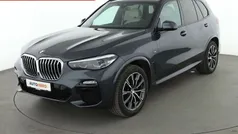 Grau Gebraucht 2021 BMW X5 M Sport SUV | 51.390 € (Guter Preis)