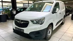Jade weiss/arktis weiss Gebraucht 2020 Opel Combo Edition Van / Kleinbus | 12.790 € (Fairer Preis)