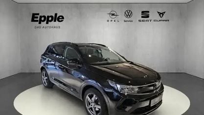 Gebraucht Opel Grandland X 131 PS (96 kW) 2023 Schwarz SUV