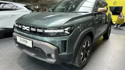 Nouă Dacia Duster Extreme 131 CP (96 kW) 2025 Verde SUV