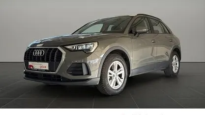 Grau Gebraucht 2019 Audi Q3 Ambiente SUV | 23.940 € (Superpreis)