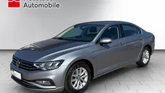 Silber Gebraucht 2020 VW Passat Business Limousine | 22.880 € (Fairer Preis)