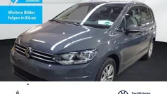 Grau Gebraucht 2024 VW Touran Comfortline Van / Kleinbus | 30.940 € (Guter Preis)