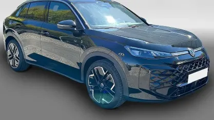 Käytetty VW T-Roc R-line 150 HP (110 kW) 2026 Katumaasturi