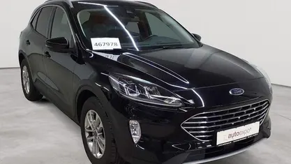 Gebraucht Ford Kuga Titanium 120 PS (88 kW) 2023 Obsidianschwarz metallic SUV