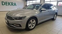 Pyrit silber metallic Gebraucht 2023 VW Passat Elegance Kombi | 26.890 € (Fairer Preis)