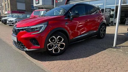 Gebraucht Mitsubishi ASX Edition 158 PS (116 kW) 2023 Aurorarot / onyxschwarz SUV