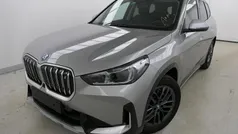 Spacesilbermetallic (grau) Gebraucht 2023 BMW iX1 xLine SUV | 39.990 € (Fairer Preis)
