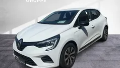 Weiß Gebraucht 2023 Renault Clio V Equilibre Limousine | 13.490 € (Fairer Preis)