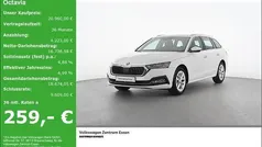 Weiß Gebraucht 2022 Skoda Octavia Style Kombi | 20.960 € (Fairer Preis)