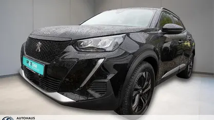 Schwarz Gebraucht 2022 Peugeot e-2008 Allure SUV | 18.940 € (Guter Preis)