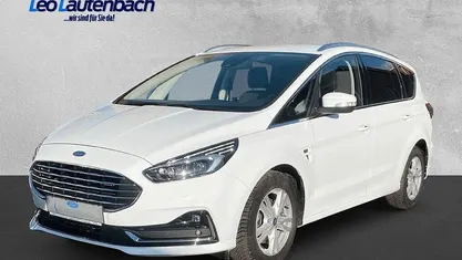 Gebraucht Ford S-MAX Titanium 190 PS (139 kW) 2023 Van / Kleinbus