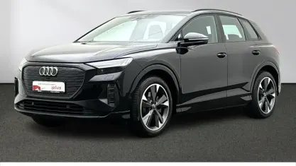 Gebraucht Audi Q4 e-tron Ambiente 150 kW (204 PS) 2023 Mythosschwarz metallic SUV