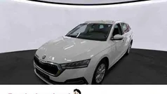 Weiss Gebraucht 2023 Skoda Octavia Style Kombi | 22.443 € (Fairer Preis)
