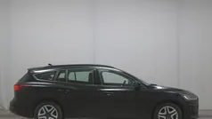 Schwarz Gebraucht 2023 Ford Focus Cool & Connect Kombi | 13.480 € (Guter Preis)