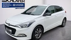 Polar white / sol Gebraucht 2018 Hyundai i20 Passion Limousine | 10.880 € (Fairer Preis)