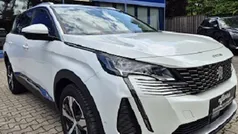 Weiß Gebraucht 2021 Peugeot 5008 Allure Van / Kleinbus | 24.890 € (Fairer Preis)