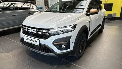 Schwarz Neu 2025 Dacia Duster Journey SUV | 27.020 € (Fairer Preis)