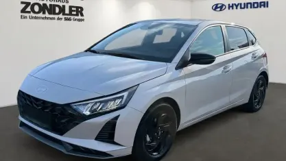 Neu Hyundai i20 Blackline 90 PS (66 kW) 2026 Mic (grau Kleinwagen