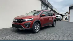 Braun terrakottabraun Gebraucht 2023 Dacia Jogger Expression Van / Kleinbus | 19.990 € (Guter Preis)