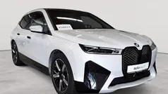 Mineralweiß metallic Gebraucht 2023 BMW iX SUV | 57.690 € (Guter Preis)