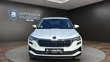 Gebraucht Skoda Karoq Tour 116 PS (85 kW) 2022 Moonweiß SUV