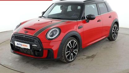 Używany Mini John Cooper Works 178 KM (130 kW) 2023 Czerwony Hatchback