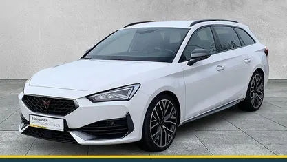 Candy weiß Gebraucht 2023 Cupra Leon VZ Limousine | 32.890 € (Fairer Preis)