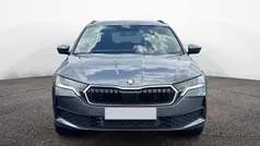 Grau Neu 2025 Skoda Octavia Essence Kombi | 29.942 € (Superpreis)