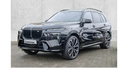 Gebraucht 2022 BMW X7 M Sport SUV | 89.480 € (Teuer)