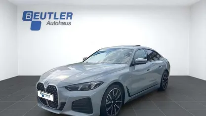 Grau Gebraucht 2024 BMW 430 M Sport Coupé | 47.850 € (Fairer Preis)