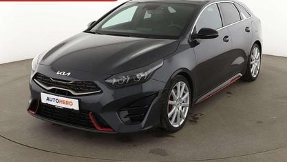 Gebraucht Kia ProCeed GT 204 PS (150 kW) 2024 Grau Kombi