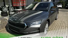 Graphite grau metallic Gebraucht 2024 Skoda Octavia Style Kombi | 33.890 € (Fairer Preis)
