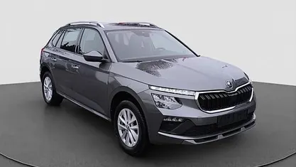 Graphitegrau Gebraucht 2024 Skoda Kamiq Selection SUV | 24.940 € (Fairer Preis)