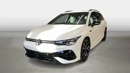 Gebraucht VW Golf VIII R 320 PS (235 kW) 2022 Pure white Kombi