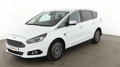 Weiß Gebraucht 2019 Ford S-MAX Titanium Van / Kleinbus | 24.590 € (Guter Preis)