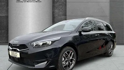 (1k) black pearl m Neu 2025 Kia Ceed Sportswagon Style Kombi | 25.980 € (Guter Preis)