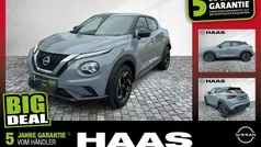 Ceramic grey p/black m (metallic) Gebraucht 2023 Nissan Juke N-Connecta SUV | 20.480 € (Guter Preis)