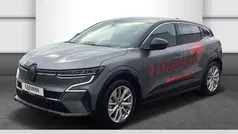 Dolomitgrau, black pearlschwarz metallic Gebraucht 2022 Renault Mégane Techno Limousine | 23.990 € (Superpreis)