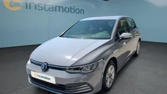 Grau Gebraucht 2024 VW Golf VIII Kleinwagen | 22.649 € (Guter Preis)