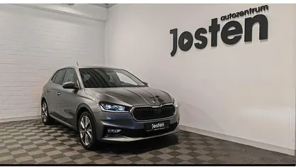 Graphitegrau metallic Gebraucht 2022 Skoda Fabia Style Limousine | 17.990 € (Fairer Preis)