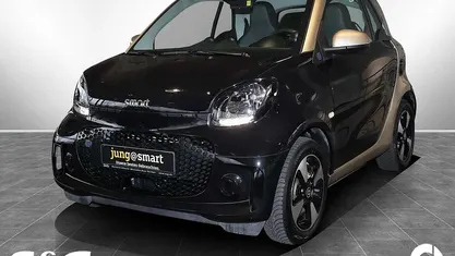Bodypanels in black Gebraucht 2021 Smart ForTwo Coupé Passion Kleinwagen | 10.890 € (Fairer Preis)