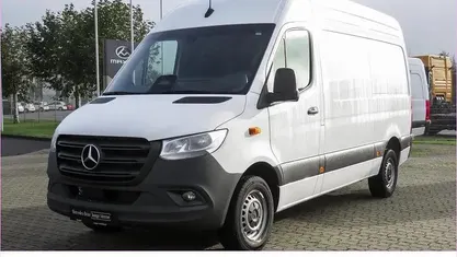 Arktikweiß Gebraucht 2024 Mercedes Sprinter Van | 43.733 € (Fairer Preis)